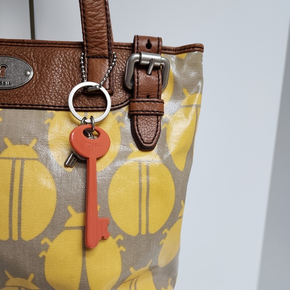 FOSSIL LADYBUG PRINT SHOULDER BAG - Picture 5 of 13